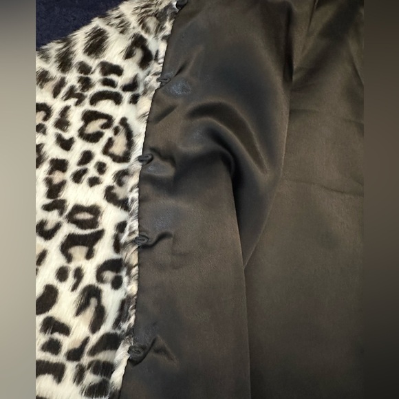 Collection XIIX Leopard Print Cape - Picture 12 of 16